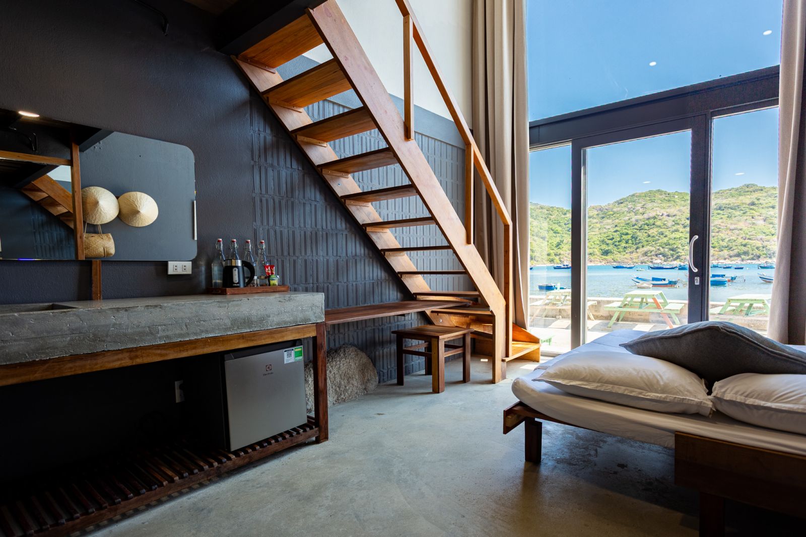 Phòng Hướng Vịnh